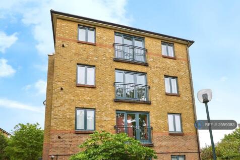 Top Floor Flat - South Facing