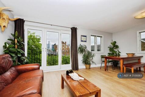 Sitting Dining / Room