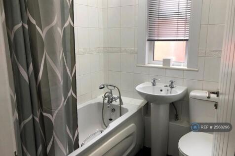 First Floor Bathroom 