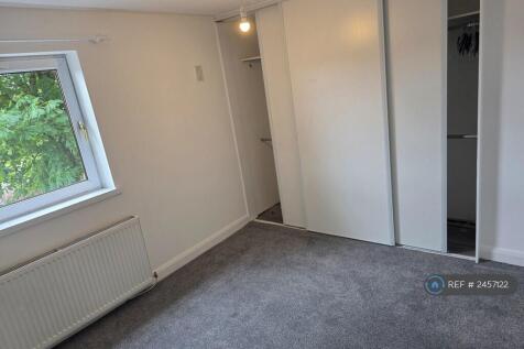 Bedroom With Built-In Wardrobe