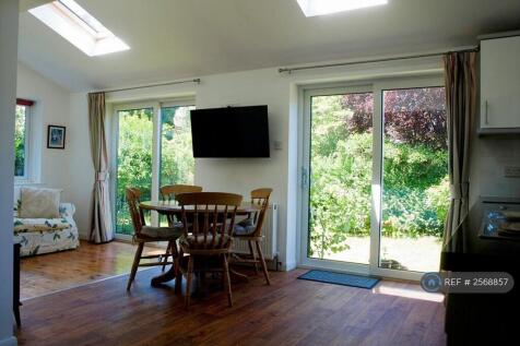 Kitchen Snug 3