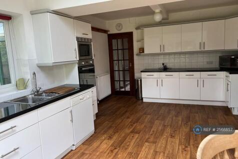Kitchen Side And Rear