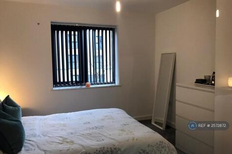 Bedroom Pic 3