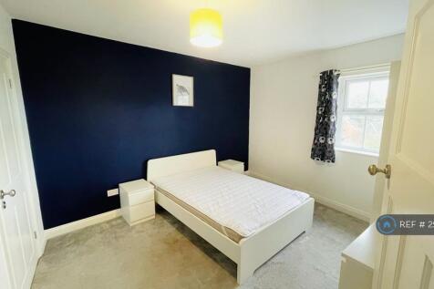 Flat 8 - Bedroom
