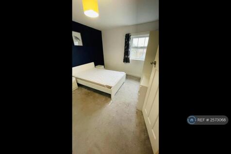Flat 8 - Bedroom