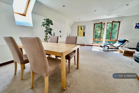 Lounge From Door View