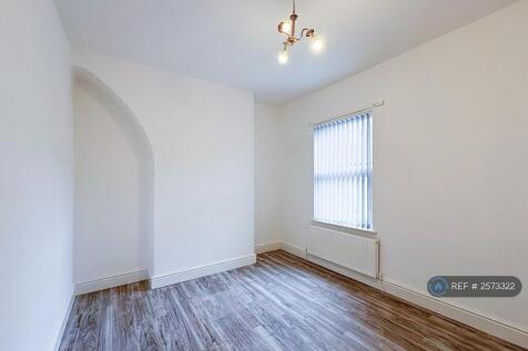 Large Main Bedroom
