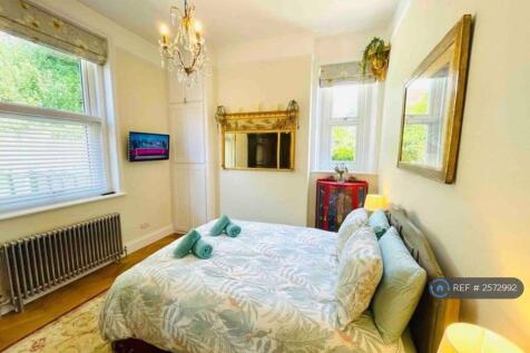 Bedroom !