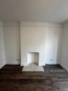 Ground Floor Bedroom: £625