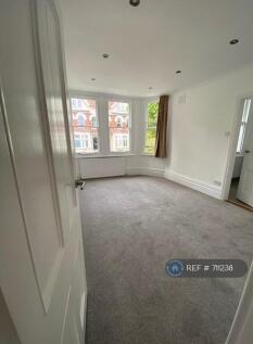 Bedroom 1 (With En-Suite)