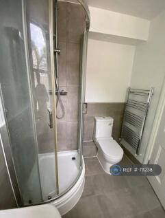 En Suite To Bedroom 1
