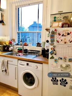 Fully Fitted Kitchen