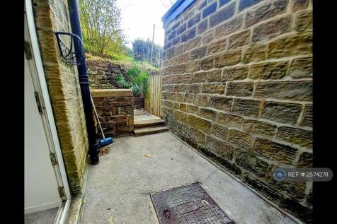 Rear Courtyard 1