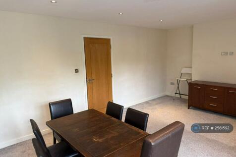Living/Dining Room 1.2