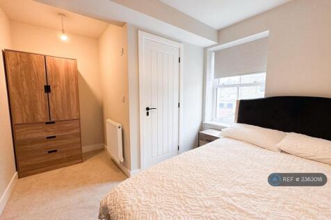 Room &amp; Ensuite 
