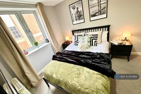 Double Bed 