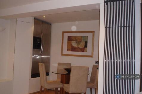 Lounge m