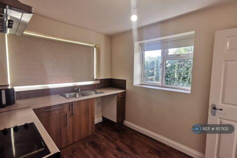 Studio Flat 2