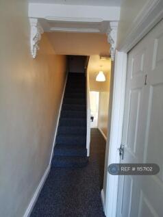 Studio Flat 1