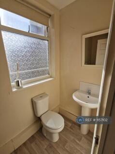 Studio Flat 1