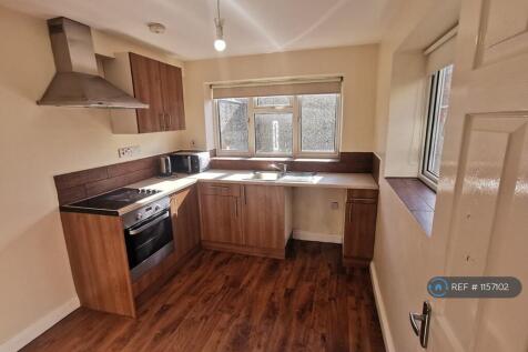 Studio Flat 2
