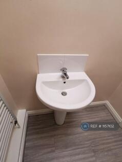 Studio Flat 2