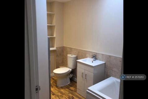First Floor Bathroom 