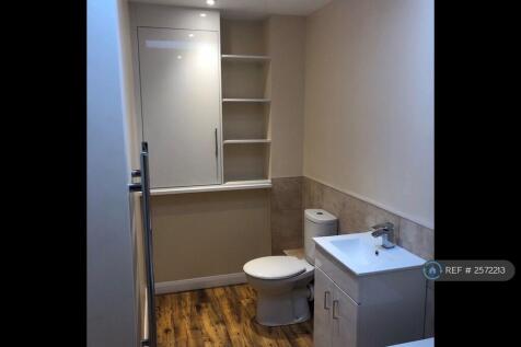 First Floor Bathroom