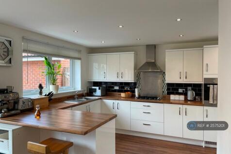 Open Plan Kitchen And Breakfast Bar