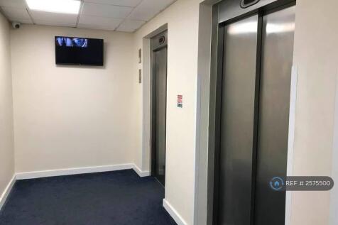 2 Lifts To All Floors