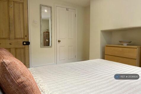 Bedroom 2 - Built In Wardrobe View