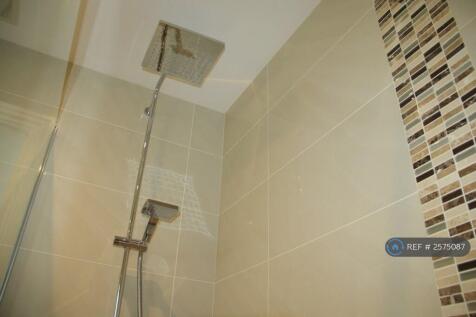 En-Suite Rain Shower