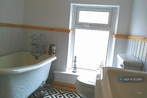 Bathroom View 3