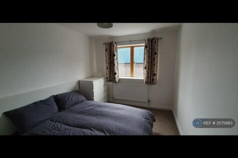 2nd Bedroom