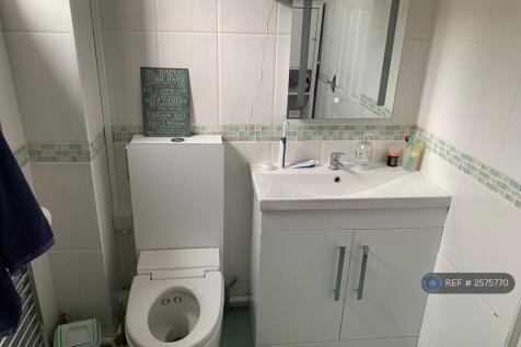 Upstairs Wet Room