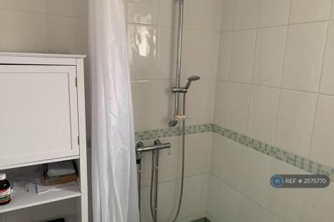 Upstairs Wet Room