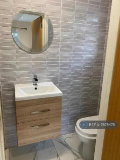Ensuite Bathroom - Taken