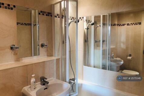 2nd Bathroom