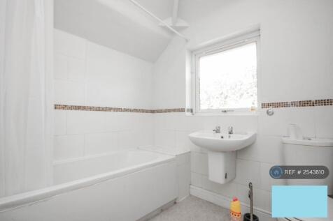 Family Bathroom In The Upstairs