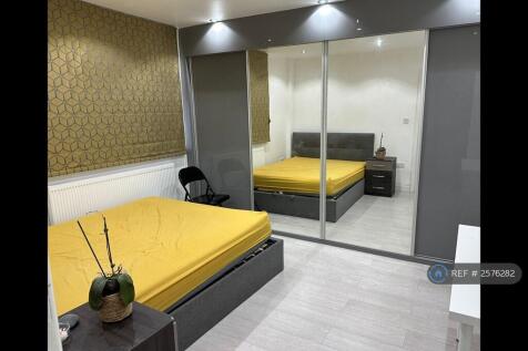 Bedroom (Pic1)