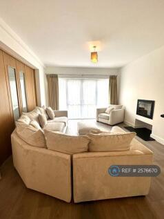 Sitting Room With Fireplace