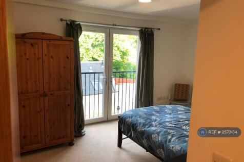 Double Bedroom One With Balcony