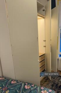 Bedroom 2 - Ensuite