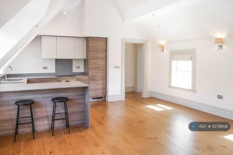 Kitchen/Living Area