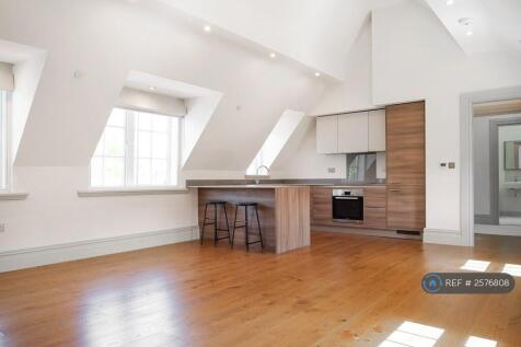 Kitchen/Living Area
