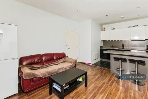 Kitchen &#43; Open Plan Living Room