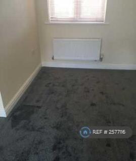 Living Room Pict 2