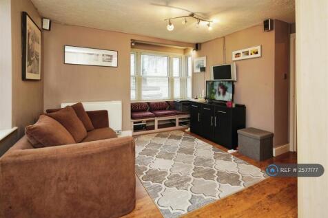 Living / Sleeping Area