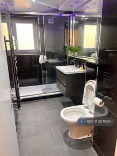 1st Bathroom Upstairs