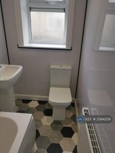 New 3 Piece Bathroom